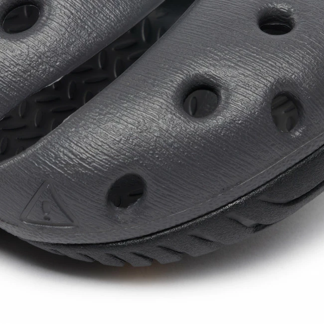 Casual Mules Slides KEEN - Yogui 1026246 Magnet/Black Grey 8 Casual Mules Slides KEEN - Yogui 1026246 Magnet/Black Grey - Image 6